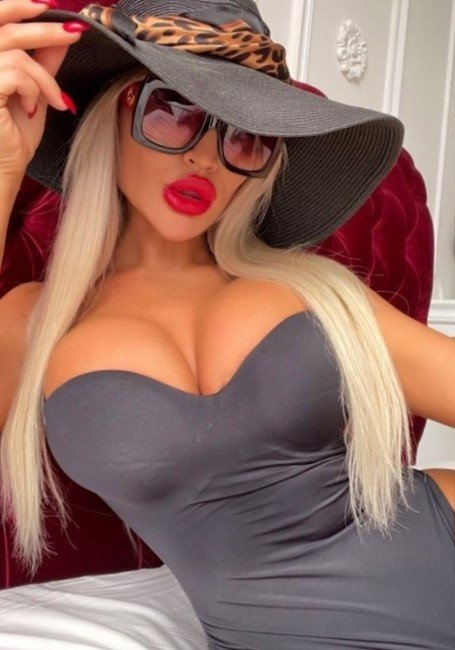 Мила - Интим салон Санкт-Петербурга +7(981)809-84-20